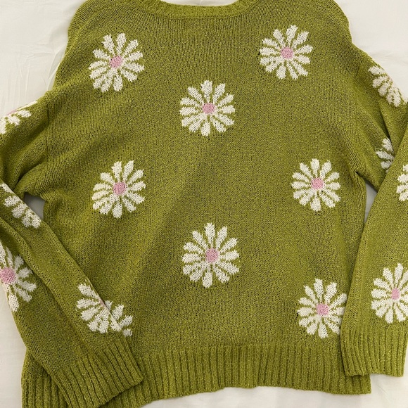 Show Me your Mumu Daisy Sweater - Picture 2 of 4